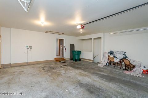 Tiny photo for 5954 Secluded Court, Sylvania, OH 43560 (MLS # 10000256)