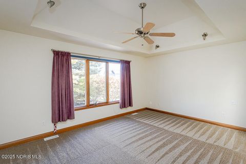 Tiny photo for 5954 Secluded Court, Sylvania, OH 43560 (MLS # 10000256)