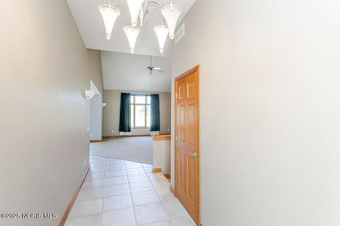 Tiny photo for 5954 Secluded Court, Sylvania, OH 43560 (MLS # 10000256)