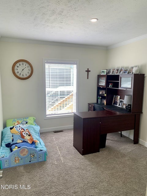Tiny photo for 203 Meadowood Drive, Walbridge, OH 43465 (MLS # 10014052)