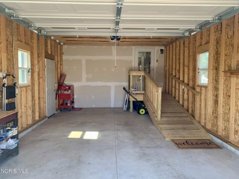 Tiny photo for 203 Meadowood Drive, Walbridge, OH 43465 (MLS # 10014052)
