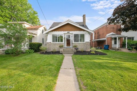 Tiny photo for 6711 Erie Street, Sylvania, OH 43560 (MLS # 10008023)