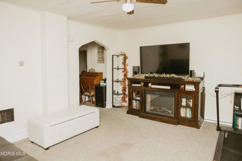 Tiny photo for 1214 S Jackson Street, Defiance, OH 43512 (MLS # 10014480)