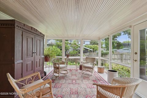 Tiny photo for 424 E Front Street, Perrysburg, OH 43551 (MLS # 10003534)