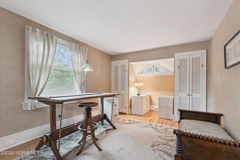 Tiny photo for 424 E Front Street, Perrysburg, OH 43551 (MLS # 10003534)