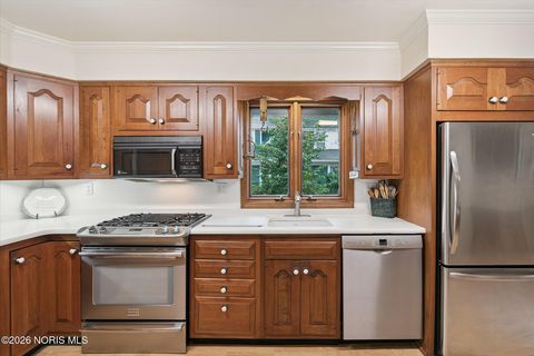 Tiny photo for 424 E Front Street, Perrysburg, OH 43551 (MLS # 10003534)