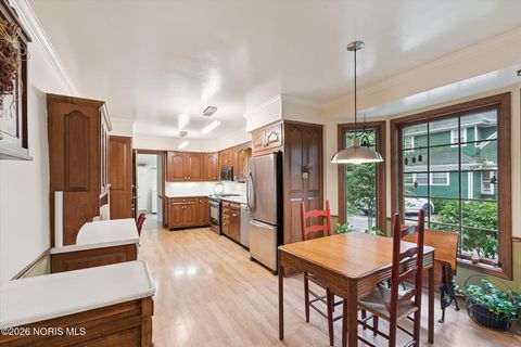 Tiny photo for 424 E Front Street, Perrysburg, OH 43551 (MLS # 10003534)