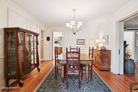 Tiny photo for 424 E Front Street, Perrysburg, OH 43551 (MLS # 10003534)