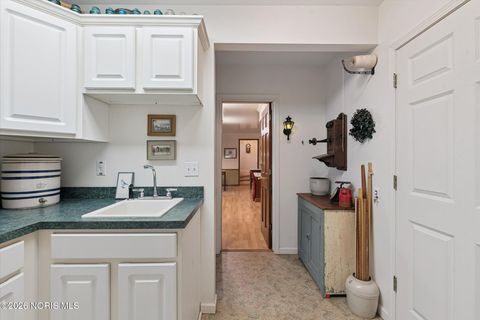 Tiny photo for 424 E Front Street, Perrysburg, OH 43551 (MLS # 10003534)