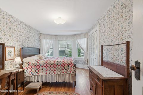 Tiny photo for 424 E Front Street, Perrysburg, OH 43551 (MLS # 10003534)