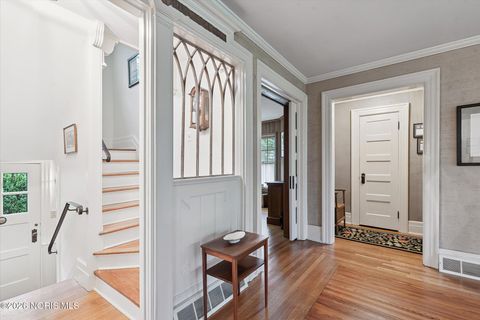 Tiny photo for 424 E Front Street, Perrysburg, OH 43551 (MLS # 10003534)