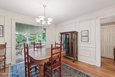 Tiny photo for 424 E Front Street, Perrysburg, OH 43551 (MLS # 10003534)