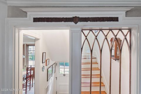 Tiny photo for 424 E Front Street, Perrysburg, OH 43551 (MLS # 10003534)