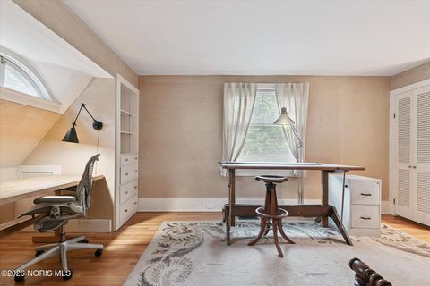 Tiny photo for 424 E Front Street, Perrysburg, OH 43551 (MLS # 10003534)