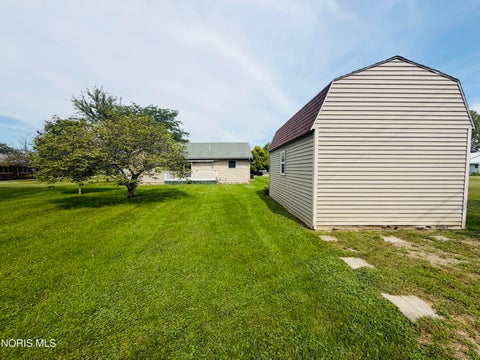 Tiny photo for 4 Larkspur Place, Montpelier, OH 43543 (MLS # 10013249)