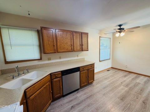 Tiny photo for 4 Larkspur Place, Montpelier, OH 43543 (MLS # 10013249)