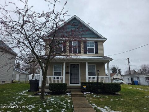 Photo of 1230 Hirzel Street, Toledo, OH 43605 (MLS # 10002259)