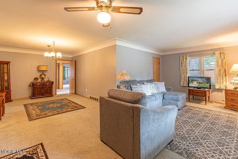 Tiny photo for 3464 Radisson Avenue, Toledo, OH 43614 (MLS # 10013110)