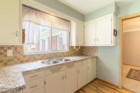 Tiny photo for 3464 Radisson Avenue, Toledo, OH 43614 (MLS # 10013110)