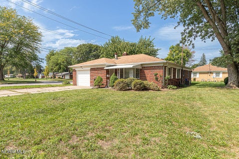 Tiny photo for 3464 Radisson Avenue, Toledo, OH 43614 (MLS # 10013110)