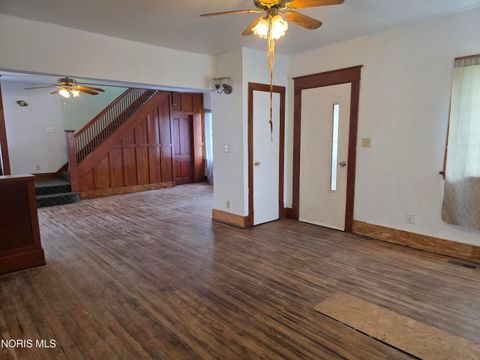 Tiny photo for 131 W Maple Street, Deshler, OH 43516 (MLS # 10007070)