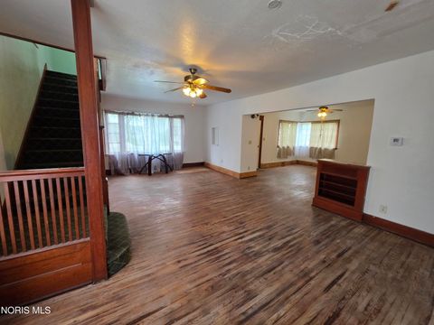 Tiny photo for 131 W Maple Street, Deshler, OH 43516 (MLS # 10007070)