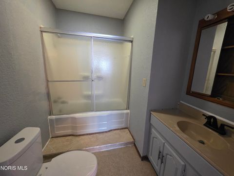 Tiny photo for 131 W Maple Street, Deshler, OH 43516 (MLS # 10007070)