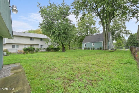 Tiny photo for 6939 Dorr Street, Toledo, OH 43615 (MLS # 10012221)