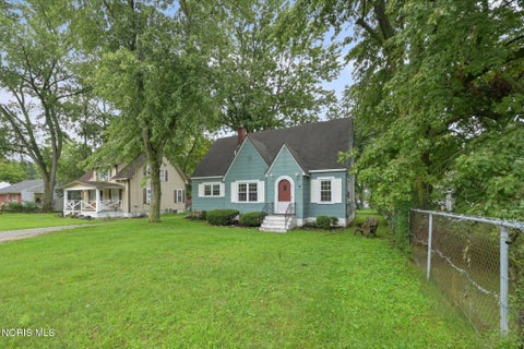 Tiny photo for 6939 Dorr Street, Toledo, OH 43615 (MLS # 10012221)
