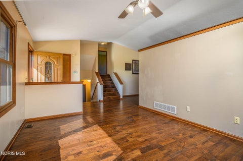 Tiny photo for 13266 King Road, Bowling Green, OH 43402 (MLS # 10014378)