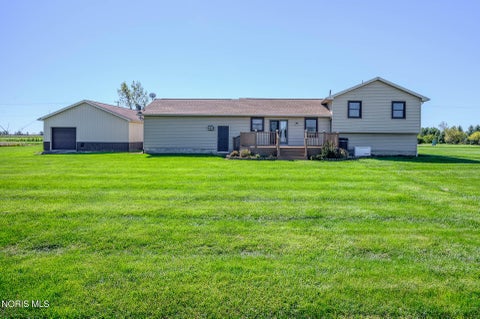 Tiny photo for 13266 King Road, Bowling Green, OH 43402 (MLS # 10014378)