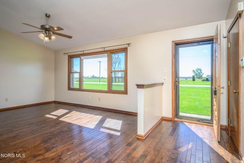 Tiny photo for 13266 King Road, Bowling Green, OH 43402 (MLS # 10014378)