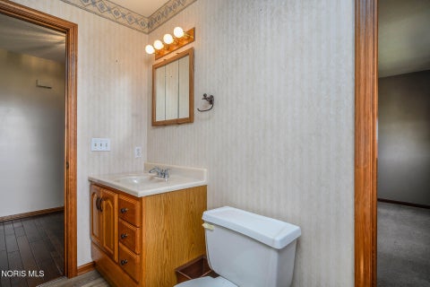 Tiny photo for 13266 King Road, Bowling Green, OH 43402 (MLS # 10014378)