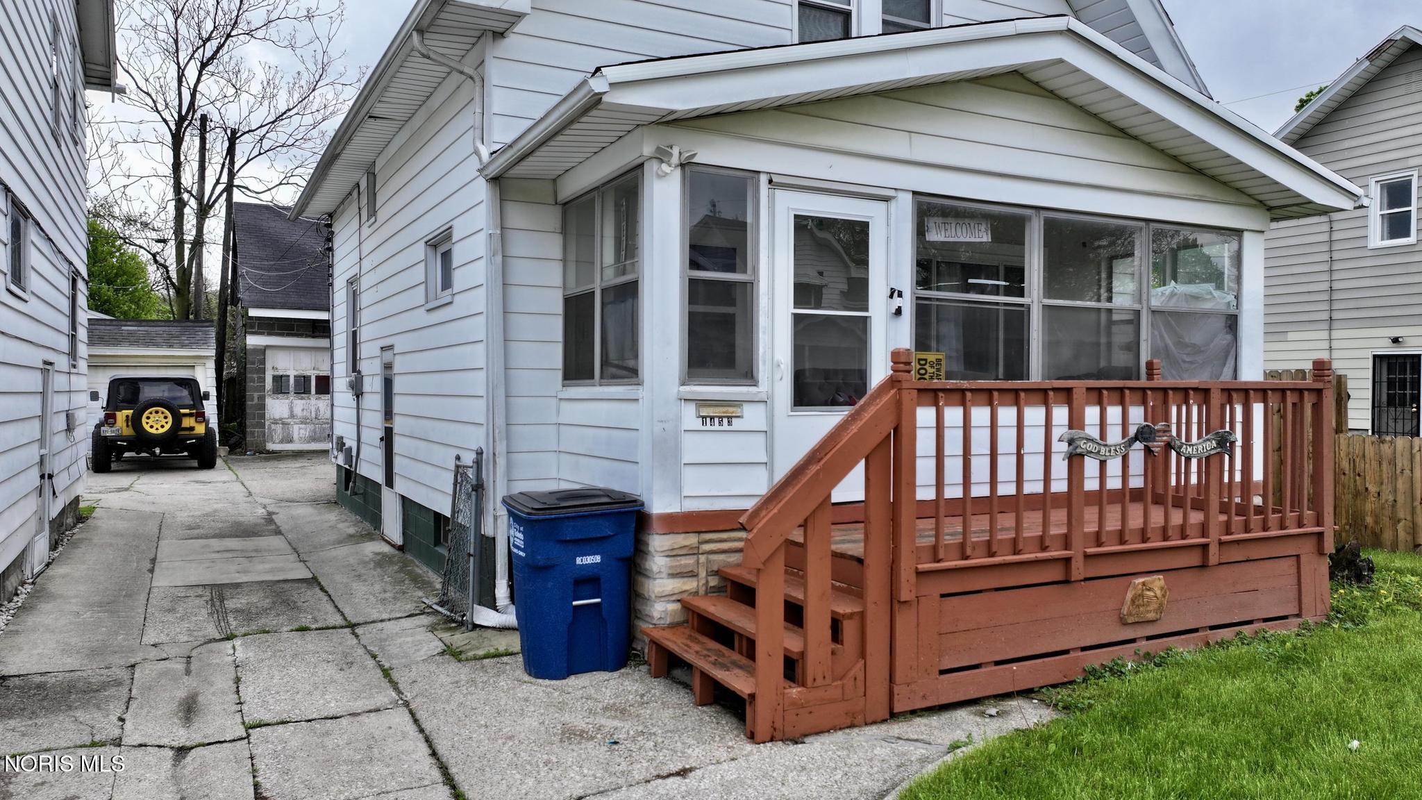 1453 Pool Street