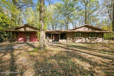 Photo of 1 Indian Creek Drive, Rudolph, OH 43462 (MLS # 10000498)