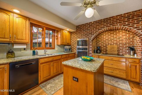 Tiny photo for 5102 Sprucewood Court, Sylvania, OH 43560 (MLS # 10005561)