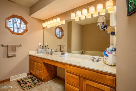 Tiny photo for 5102 Sprucewood Court, Sylvania, OH 43560 (MLS # 10005561)