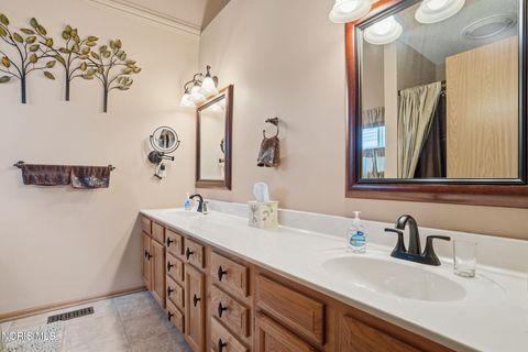 Tiny photo for 1331 Countryside Drive, Findlay, OH 45840 (MLS # 10004981)