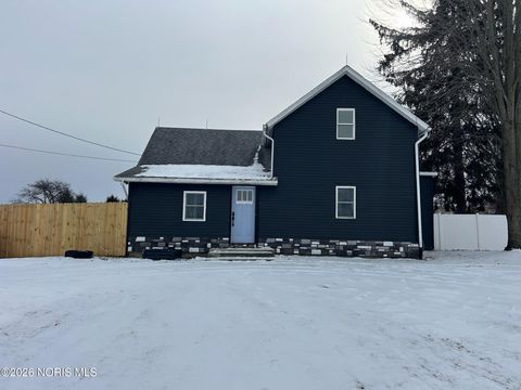 Photo of 8351 County Road U, Liberty Center, OH 43532 (MLS # 10003428)