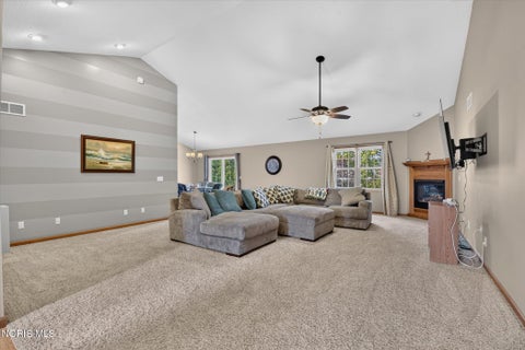 Tiny photo for 908 Tarra Oaks Drive, Findlay, OH 45840 (MLS # 10013636)