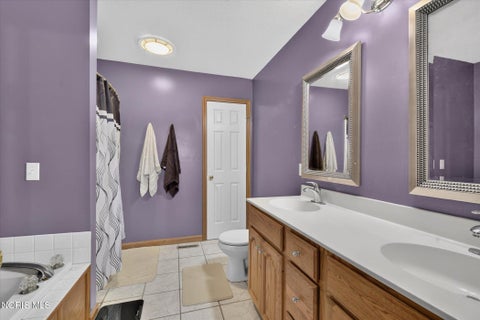 Tiny photo for 908 Tarra Oaks Drive, Findlay, OH 45840 (MLS # 10013636)
