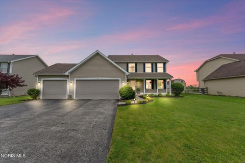 Photo of 1607 Horseshoe Bend Dr DR, Perrysburg, OH 43551 (MLS # 10008060)