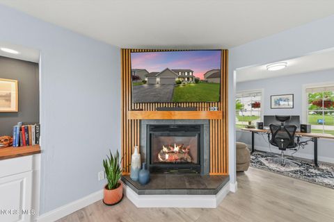 Tiny photo for 1607 Horseshoe Bend Dr DR, Perrysburg, OH 43551 (MLS # 10008060)