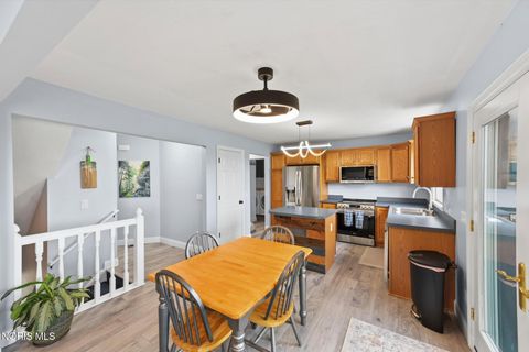 Tiny photo for 1607 Horseshoe Bend Dr DR, Perrysburg, OH 43551 (MLS # 10008060)