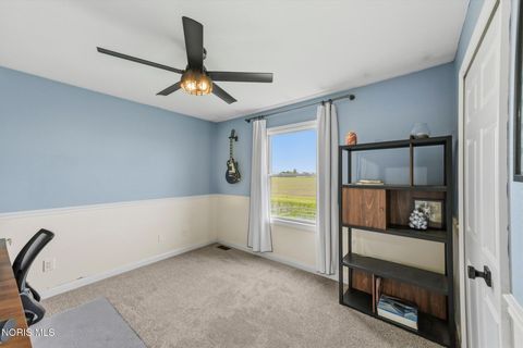 Tiny photo for 1607 Horseshoe Bend Dr DR, Perrysburg, OH 43551 (MLS # 10008060)