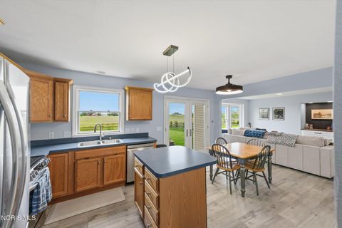 Tiny photo for 1607 Horseshoe Bend Dr DR, Perrysburg, OH 43551 (MLS # 10008060)