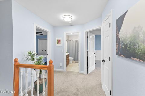 Tiny photo for 1607 Horseshoe Bend Dr DR, Perrysburg, OH 43551 (MLS # 10008060)