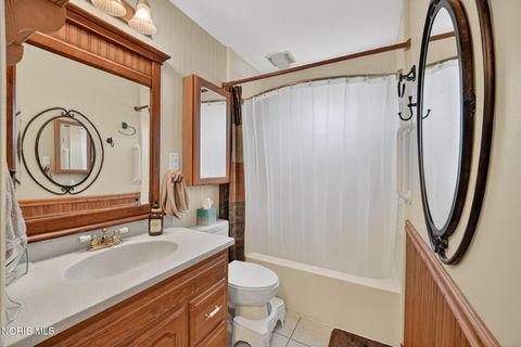 Tiny photo for 4330 Boydson Drive, Toledo, OH 43623 (MLS # 10006396)