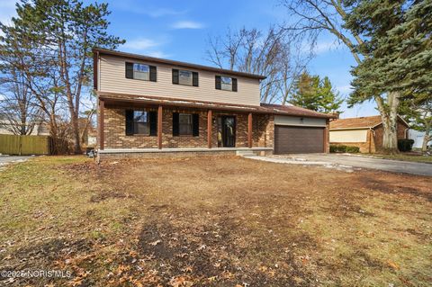Photo of 2330 Winterset Drive, Toledo, OH 43614 (MLS # 10002466)
