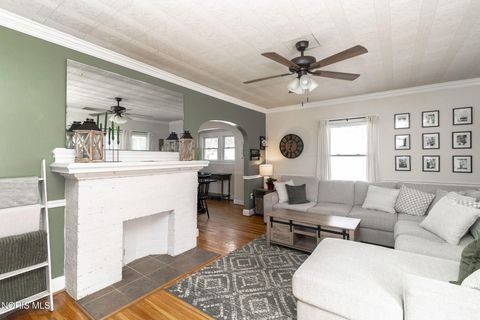 Tiny photo for 5925 Murnen Road, Toledo, OH 43623 (MLS # 10005155)